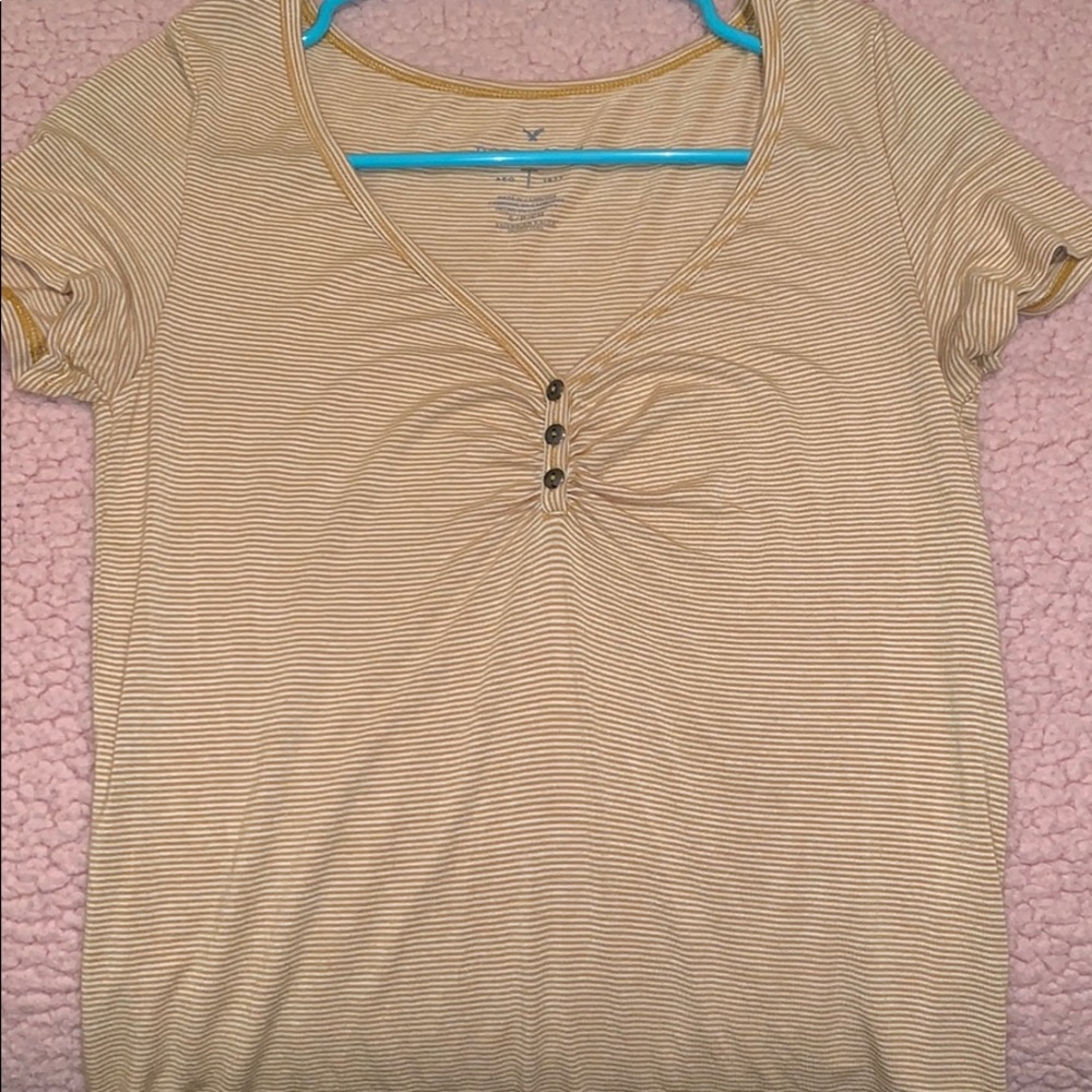 short sleeve shirt